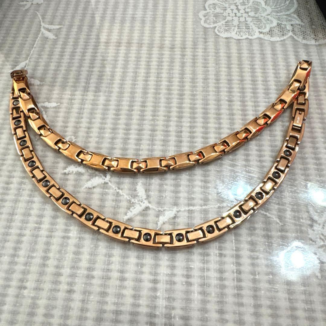 正規品 TOMA ピンクゴールド色　磁気ネックレス(保証書カード付き)