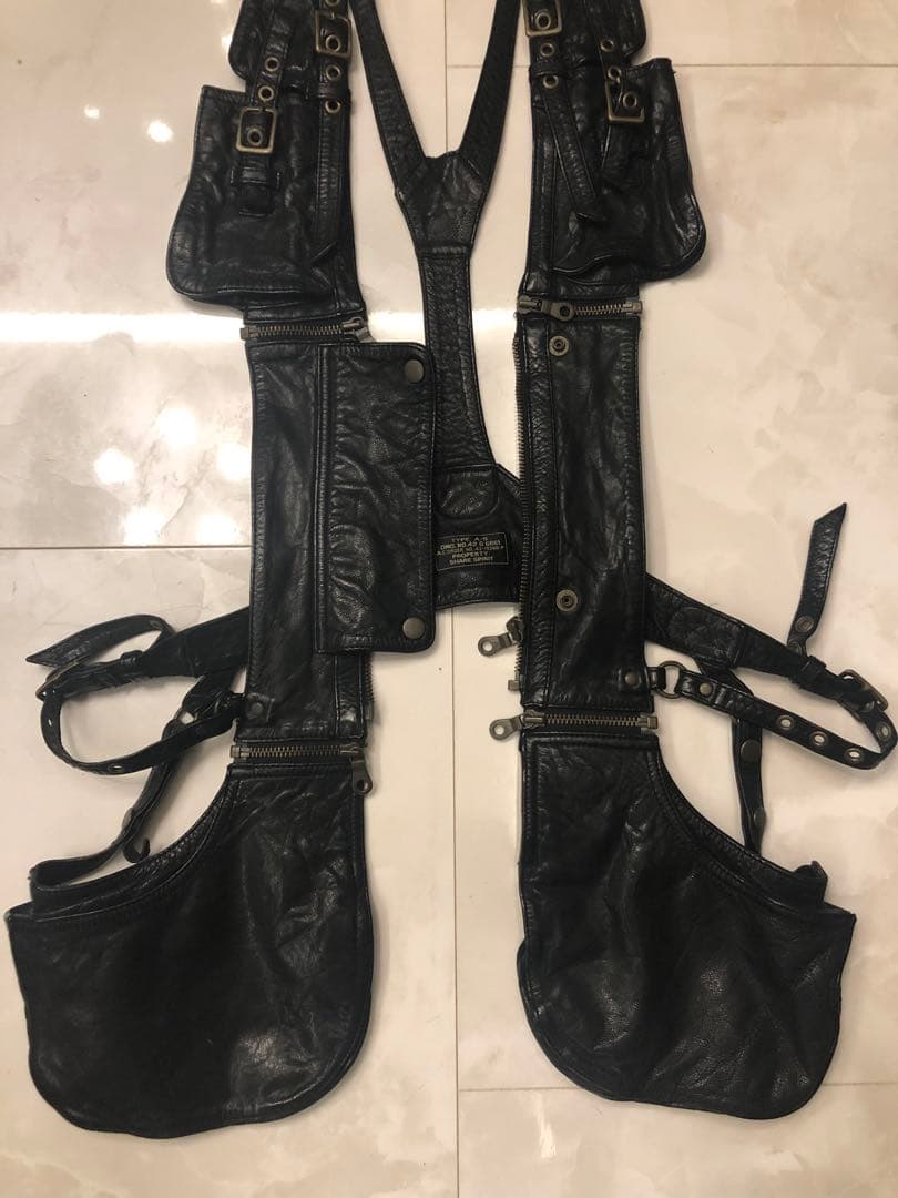 SHARE SPIRIT レザー　ベスト