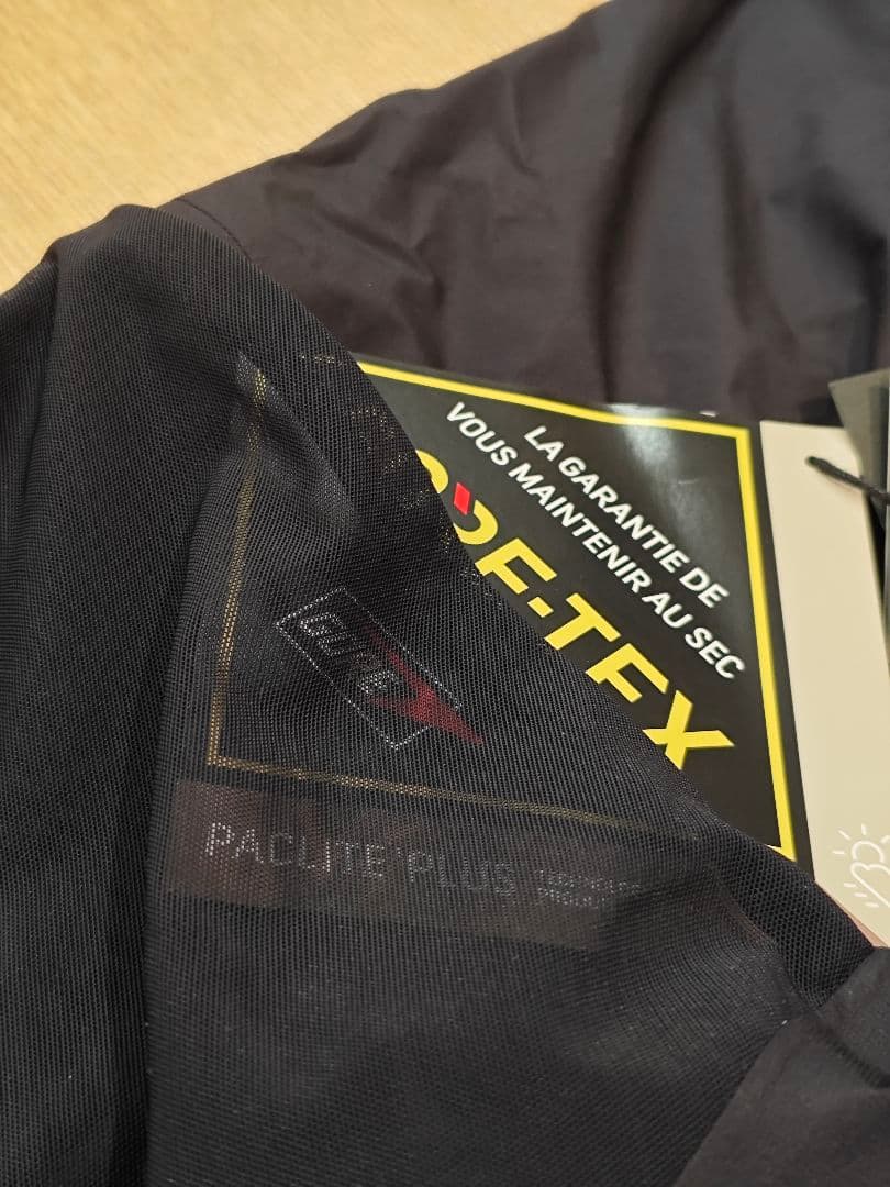 NORRONA ノローナ リンゲンゴアテックスパックライトオーバーパンツ