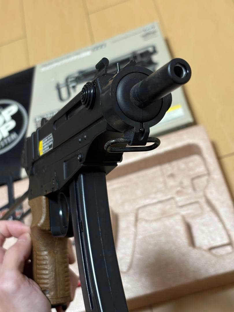 【東京マルイ】スコーピオンVZ61