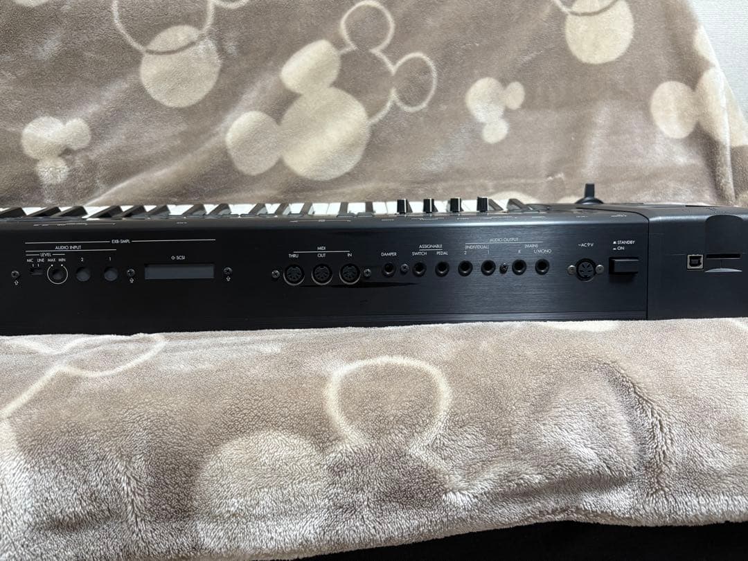 KORG TR61シンセサイザー ワークステーション 61鍵盤