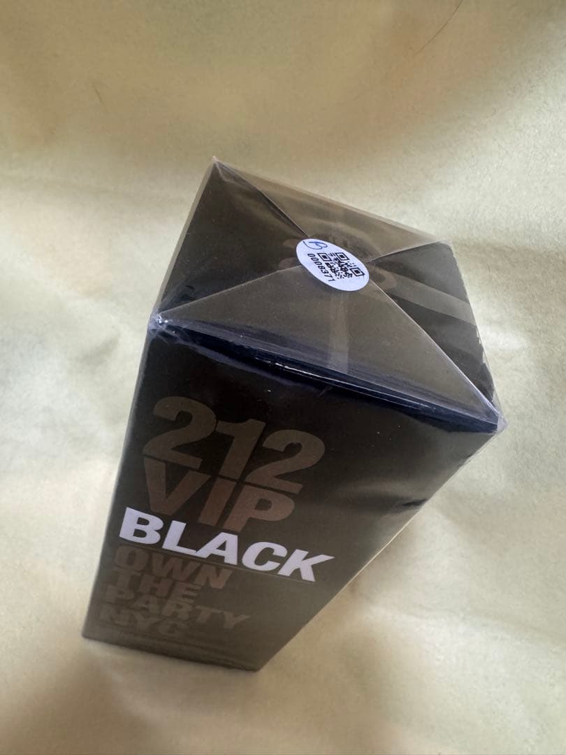 212 VIP BLACK 100ml 男性用香水