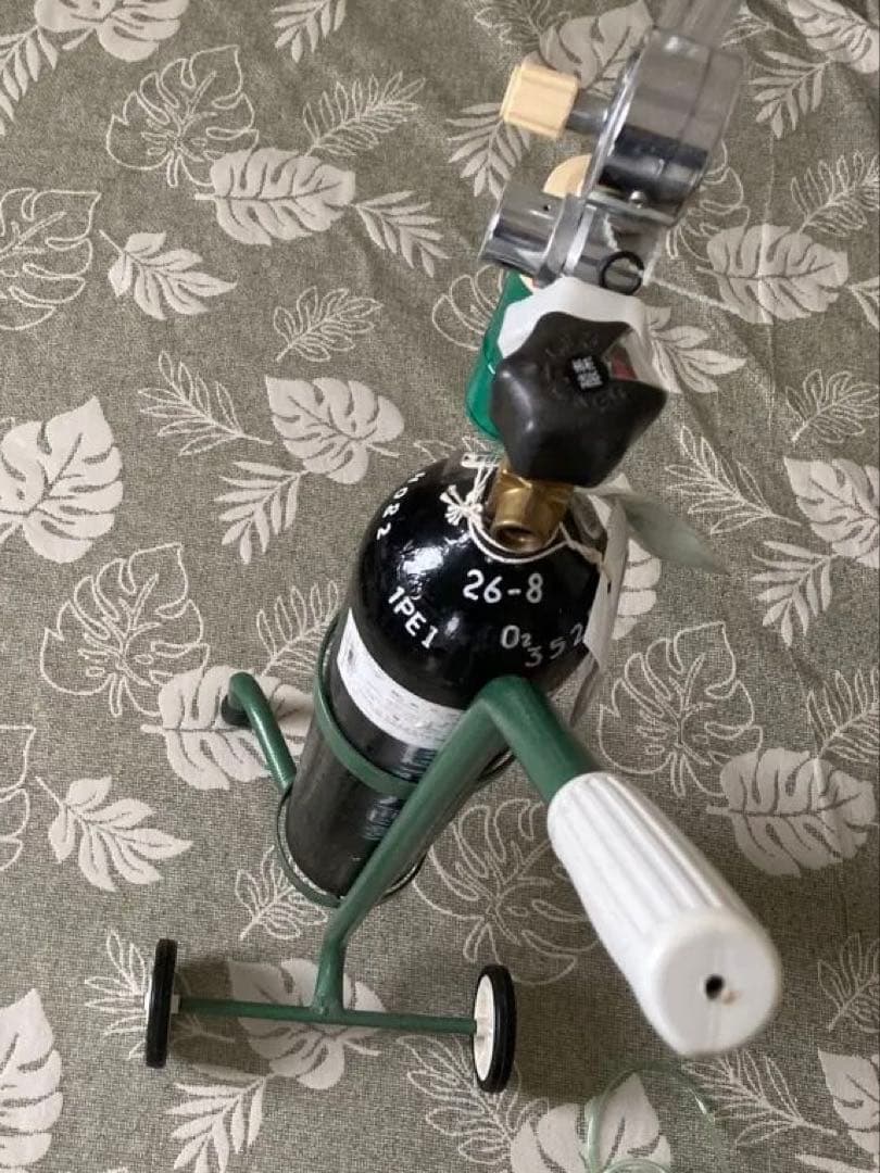 酸素ボンベ用流量計(加湿器付き)+キャリーセット