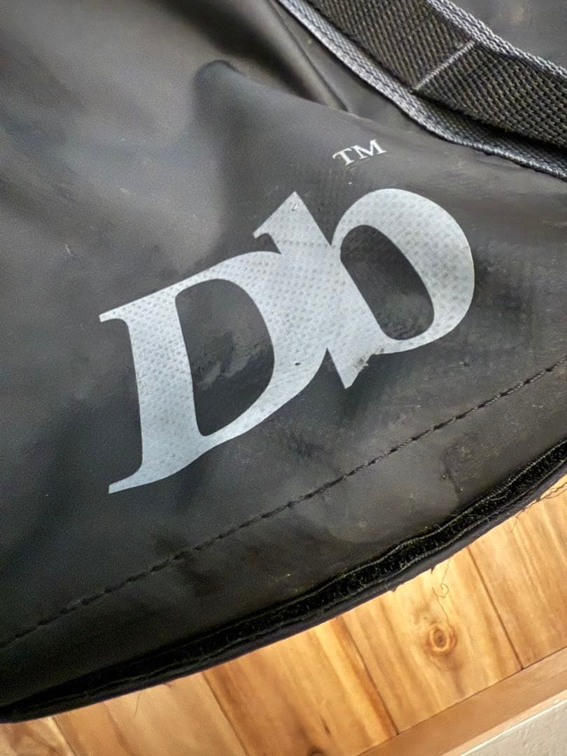 Db スノーボードバッグ ブラック　スノーローラー