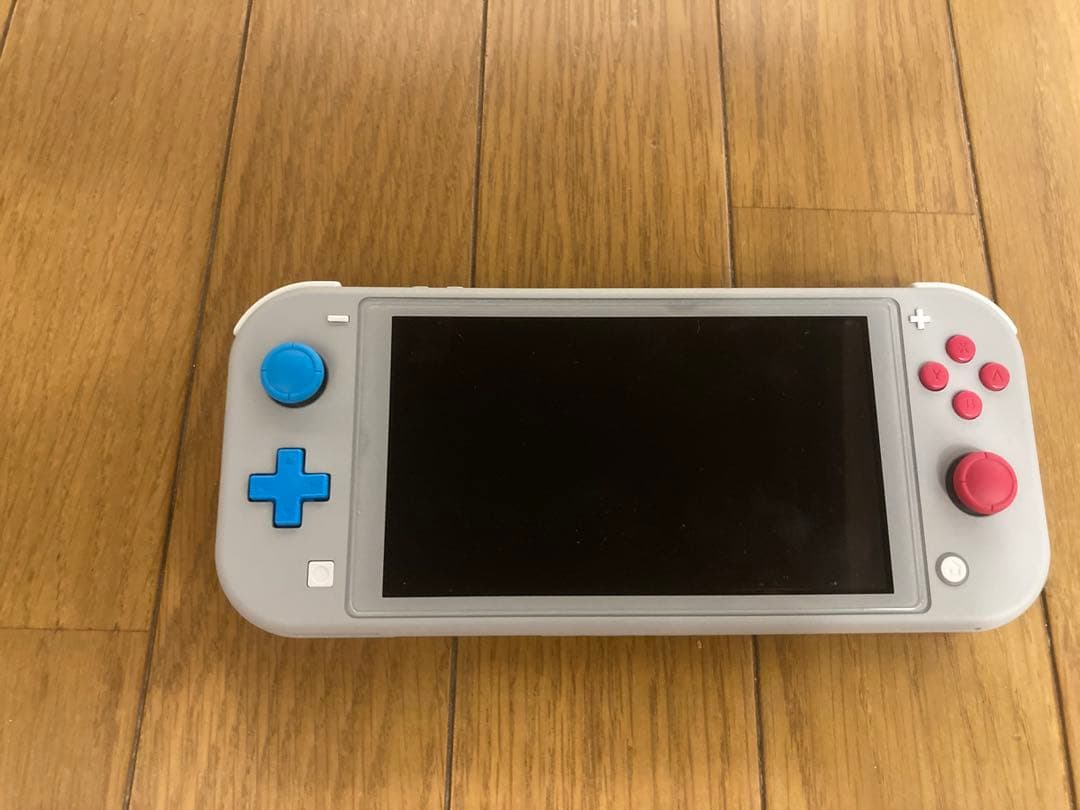 Nintendo Switch Lite ザシアン・ザマゼンタ限定モデルとケース