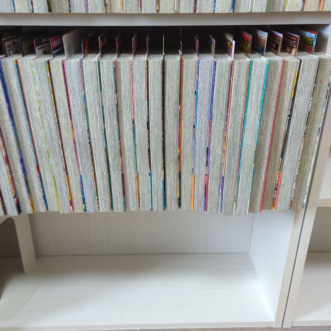 ONE PIECE 1〜111巻＋関連本9冊全巻初版帯、冊子多数120冊セット