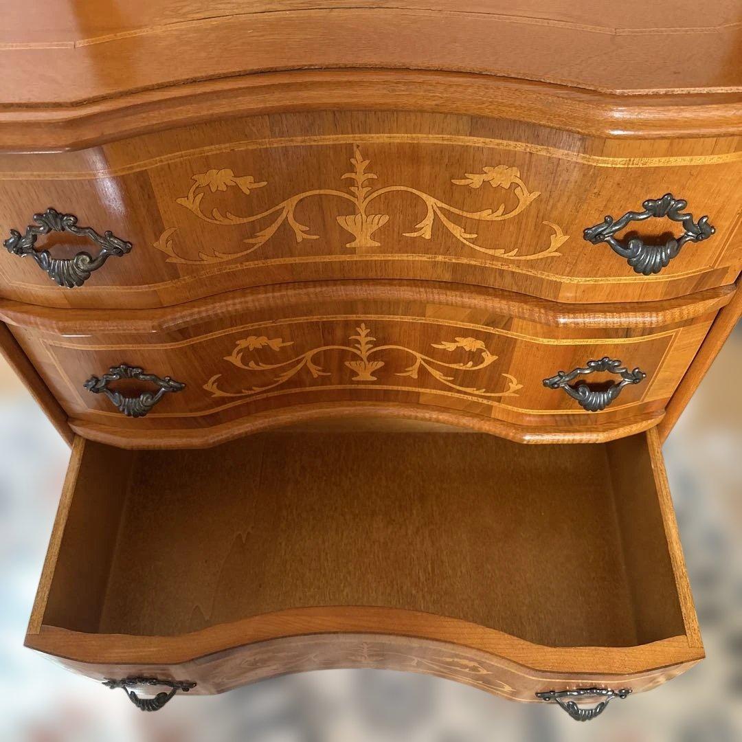 イタリア　象嵌細工 木製チェスト 3段 引き出し付き　サイドボード