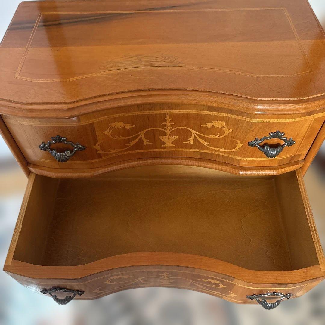 イタリア　象嵌細工 木製チェスト 3段 引き出し付き　サイドボード