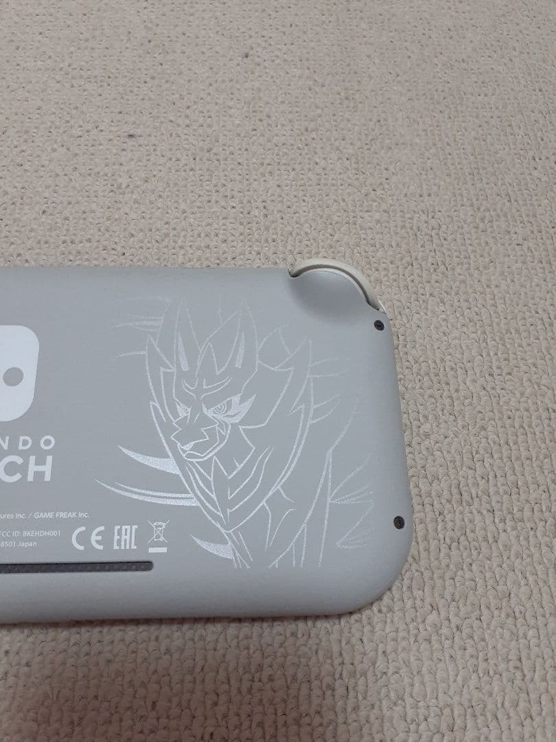 NINTENDO SWITCH LITE ザシアン・ザマゼンタ