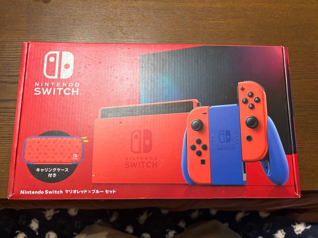 switch 本体 マリオレッド　コントローラー2個セット