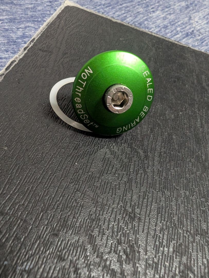 【新品未使用】CHRISKING 1-1/8 マットエメラルド