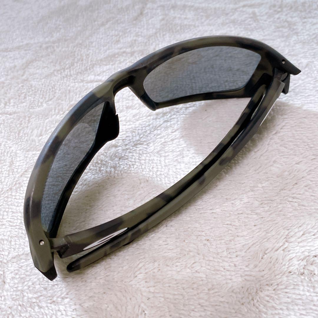 美品　オークリー　ストレートリンク　偏光サングラス　ブラック　黒　迷彩　ケース付