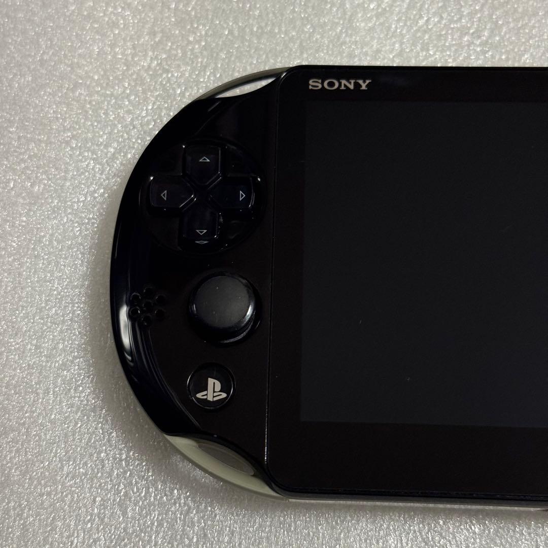 SONY PSVita PCH-2000 カーキ/ブラック ZA16