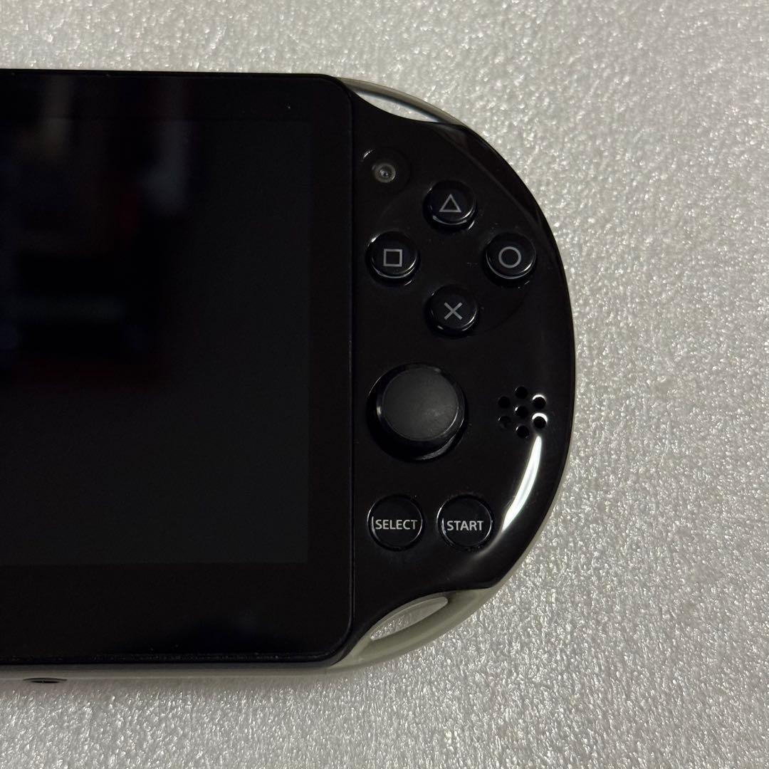 SONY PSVita PCH-2000 カーキ/ブラック ZA16
