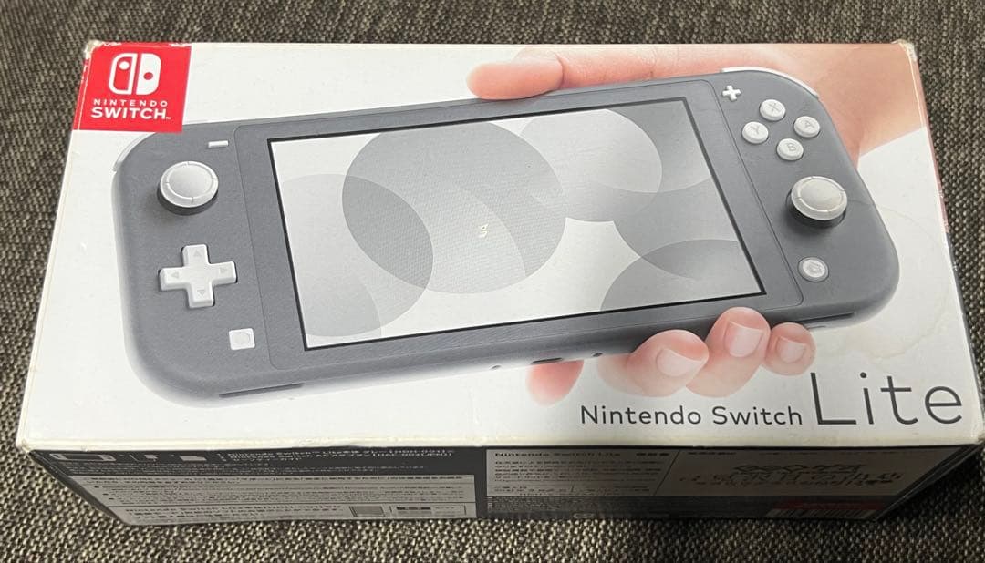 任天堂　Switch light グレー　開封確認のみ