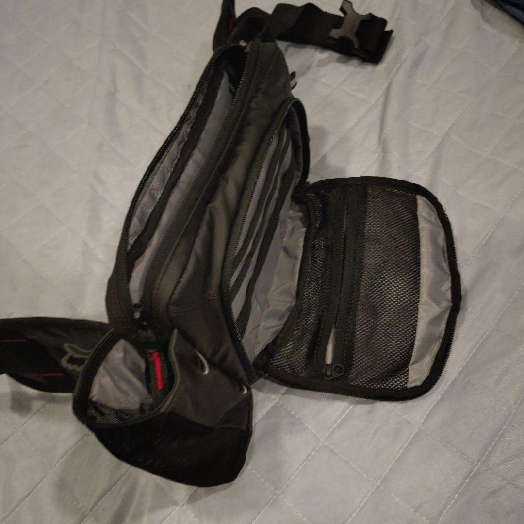 FOX ヒップバッグ