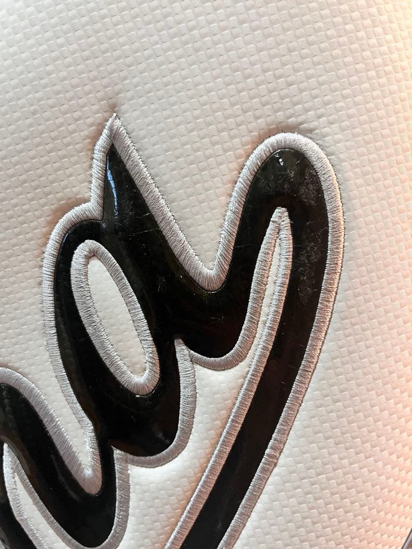 y.09019831212　Puma ゴルフバッグ ホワイト/ブラック