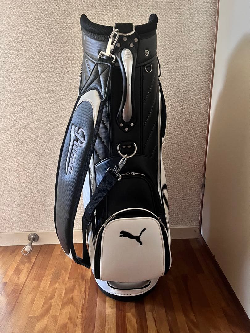y.09019831212　Puma ゴルフバッグ ホワイト/ブラック