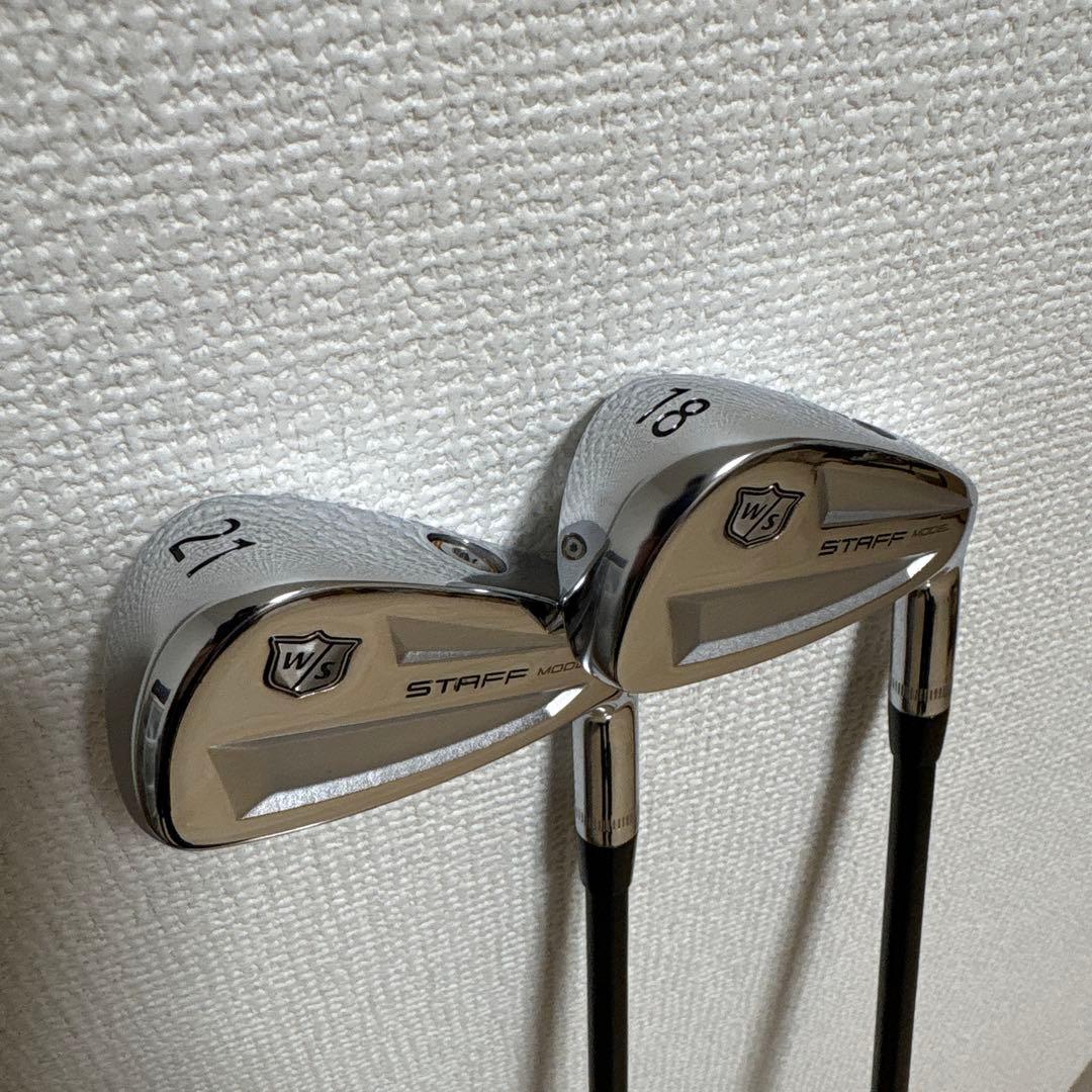 ウィルソン スタッフモデル　18° 21° ヘッドカバー付