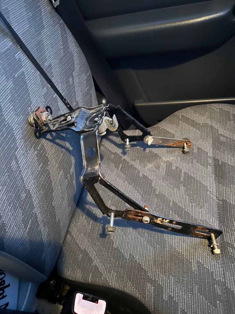 cbr400f シートロックステー