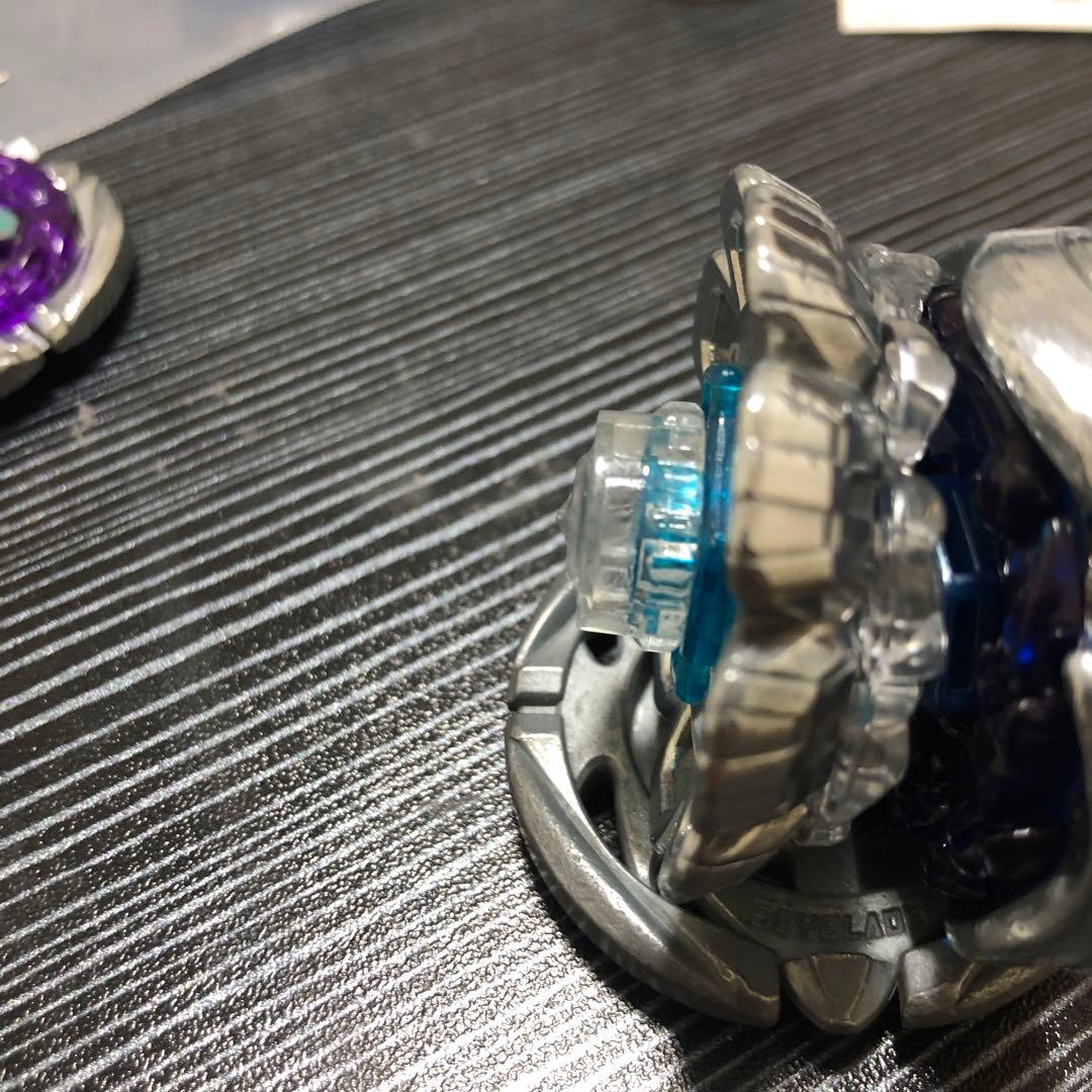 メタルファイト ベイブレード スクリューフォックス ディバインフォックス