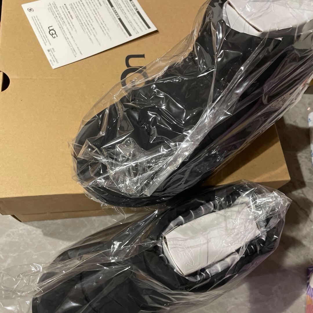 uggブーツ　CLASSICMAXIMINI 黒　25cm 美品