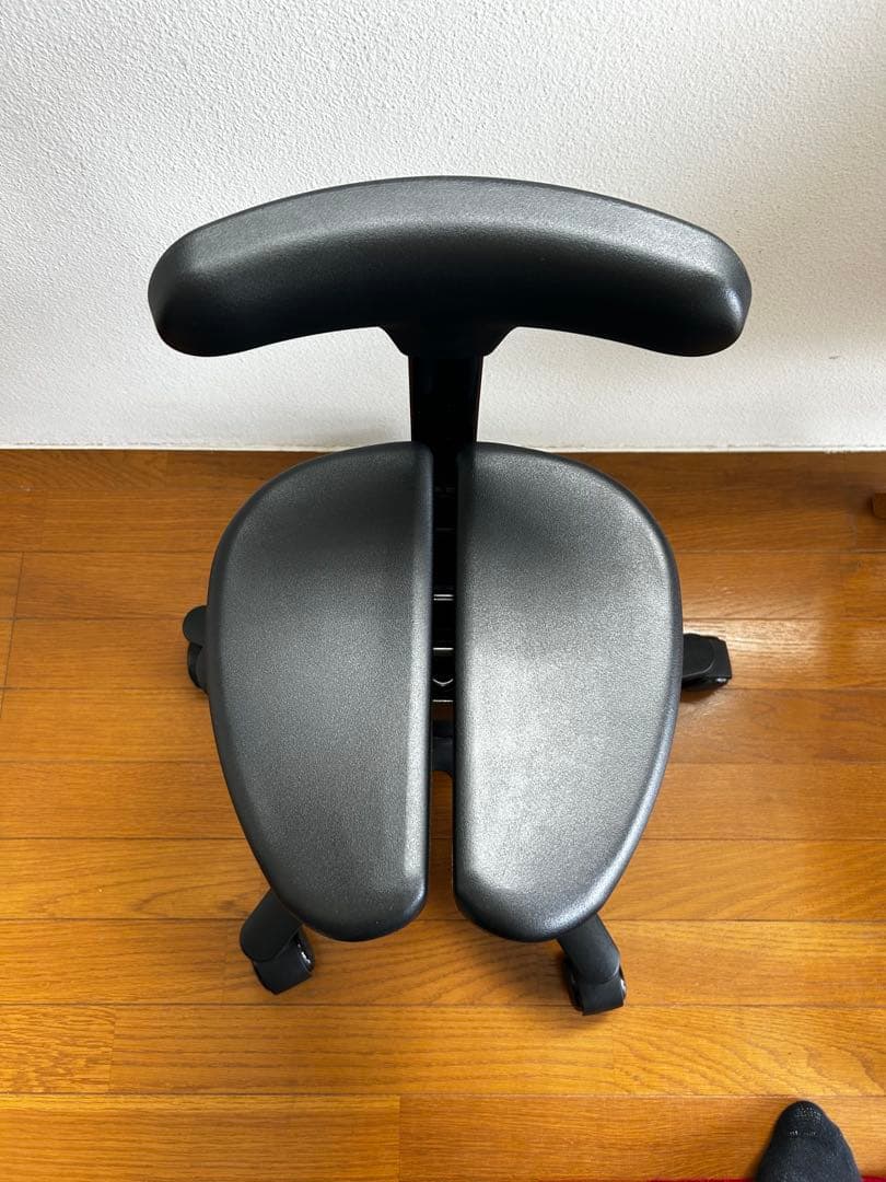 ⬜️もいもいさん専用⬜️アーユルチェアー　オクトパス　ブラック　※を必読！！