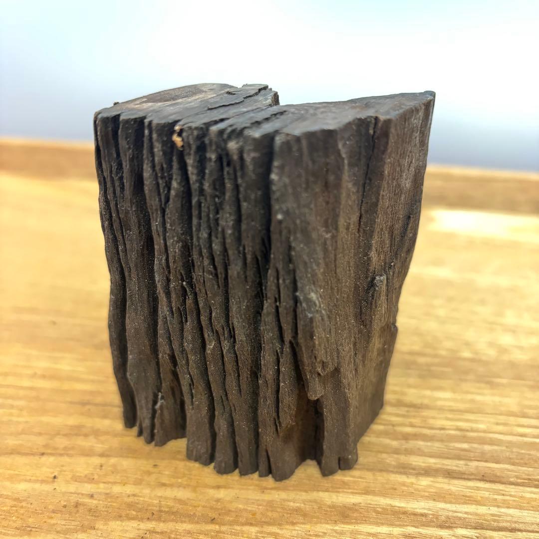 古代天然香木　沈香原木137.9g 茶道具タニシャム沈香伽羅聞香 香道具ベトナム