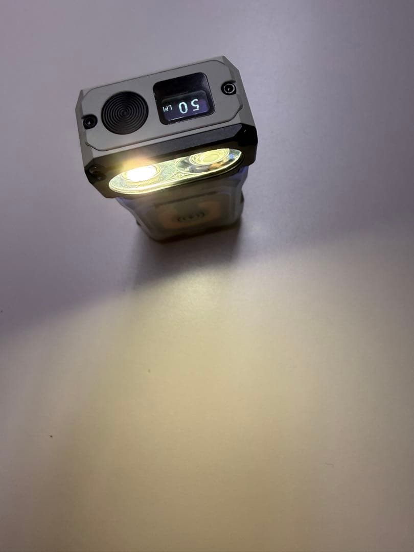 【ショールーム展示品美品】WUBEN品番【X3】フラッシュライト充電ボックス付