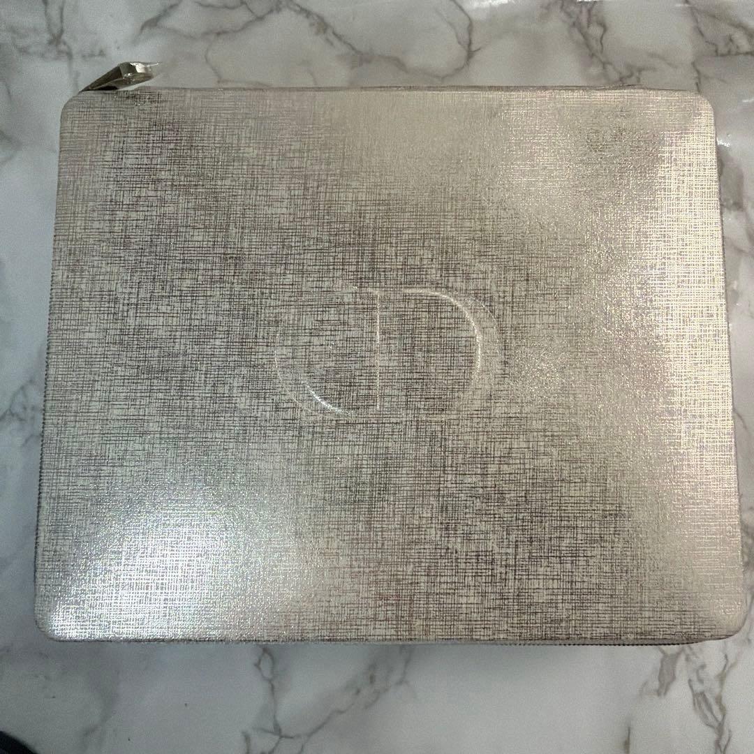 新品未使用　ディオール　クリスマス　コフレ　プレステージ　ディスカバリー　コフレ