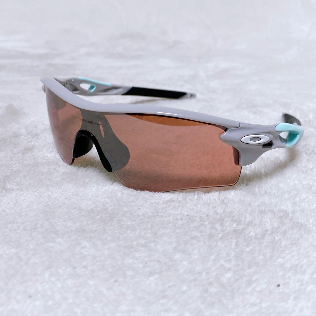 オークリー　レーダーロックパス　アジアフィット　プリズムレンズ　グレー　ケース付