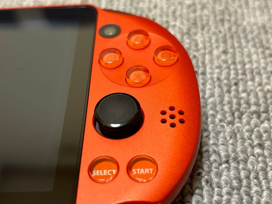 【完品・ケース・マイクラセット】PSVita PCH-2000メタリックレッド