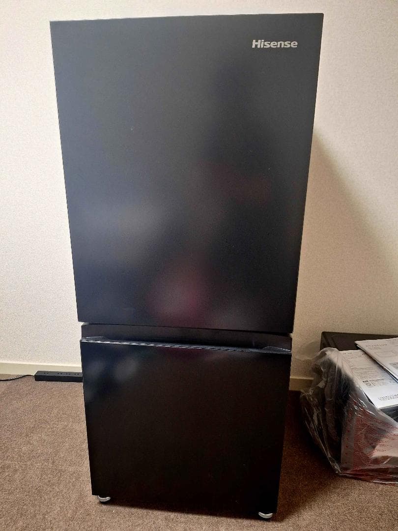 【新品未使用】2025年冷蔵庫135L HR-D140KB【黒】