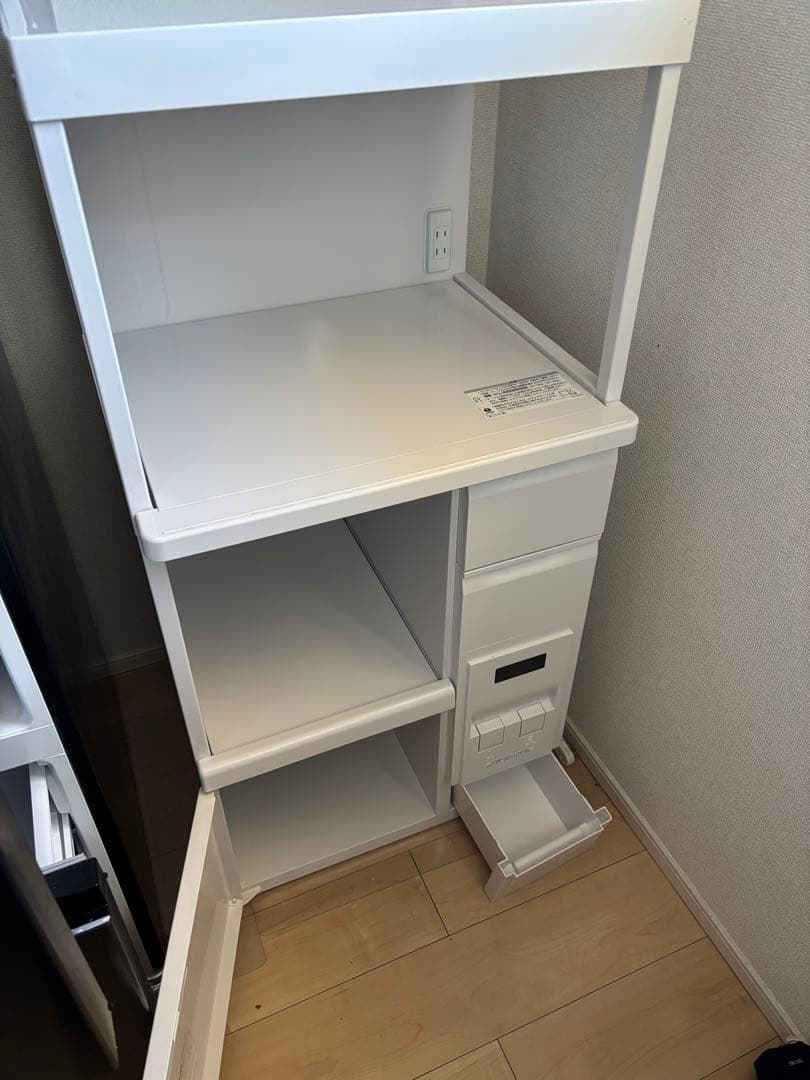 ［廃盤品］エムケーレンジ台 ＳＫＵ−３０６Ｗ 上段棚付(米びつ１２ｋｇ付)