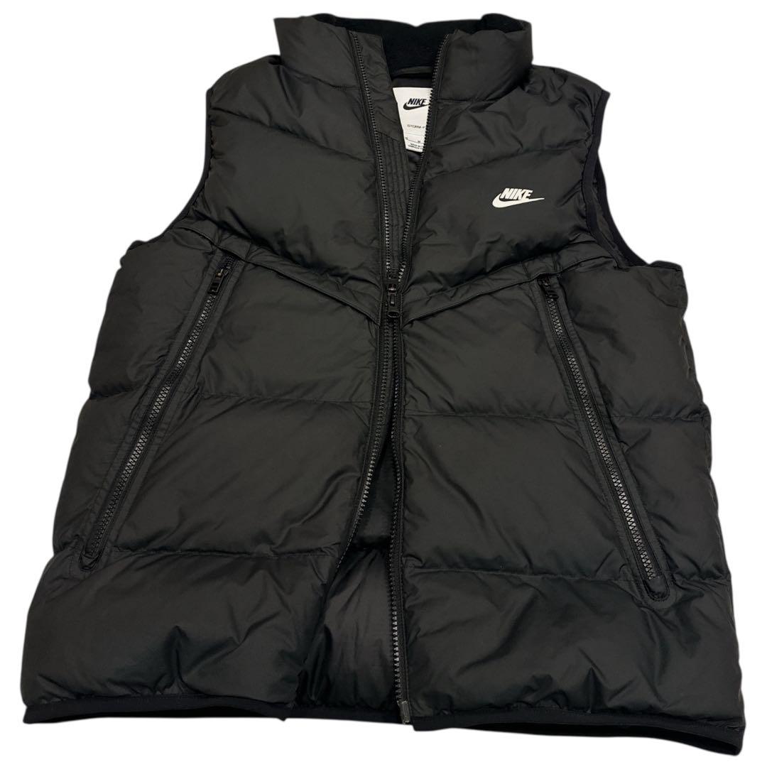 本日発送　人気　定価　極美品　NIKE STORM-FIT ダウンベスト