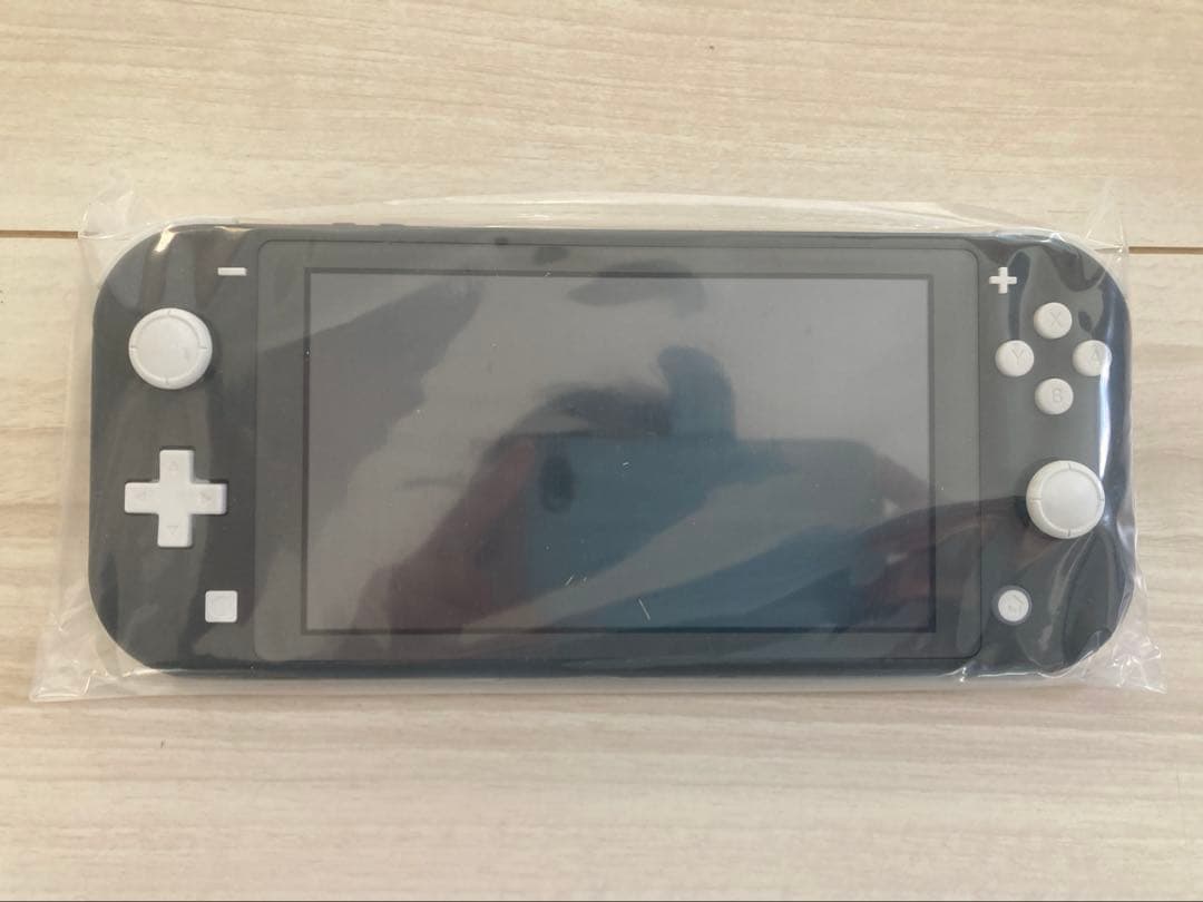 新品　Nintendo Switch Lite　本体 グレー