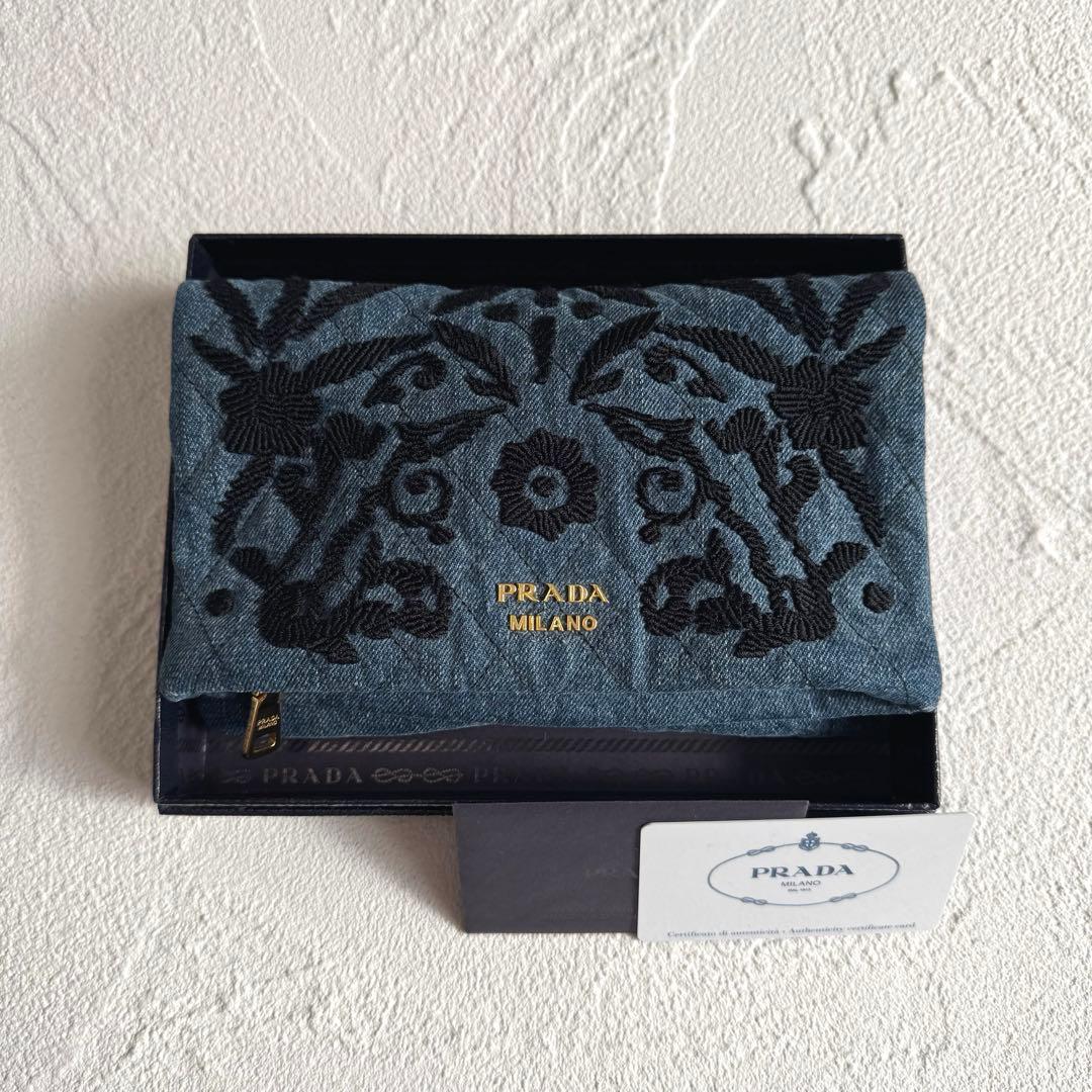 PRADA プラダ デニム 刺繍 クラッチバッグ マルチポーチ フラワー