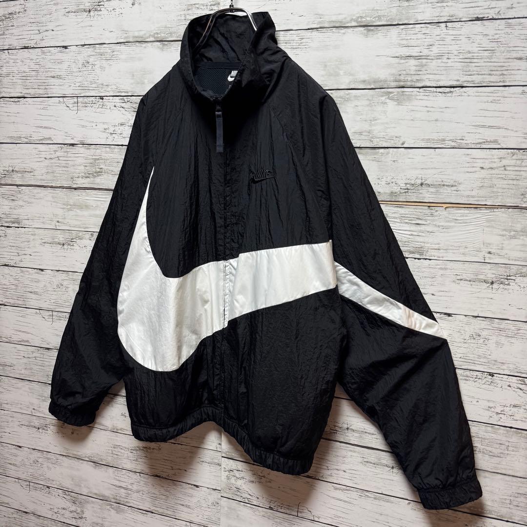 837a【即完売モデル】ナイキ　スウッシュロゴ　刺繍　ウーブンナイロンジャケット