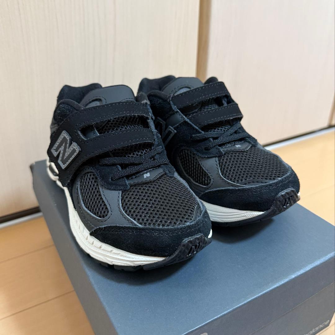 【 新品未使用 】ニューバランス PV2002BK 17 ブラック キッズ 黒