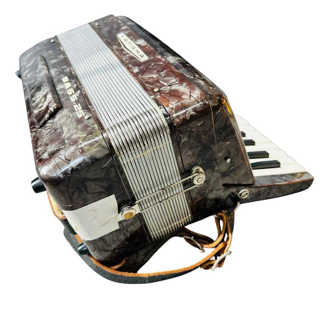 YAMAHA アコーディオン　BASS25