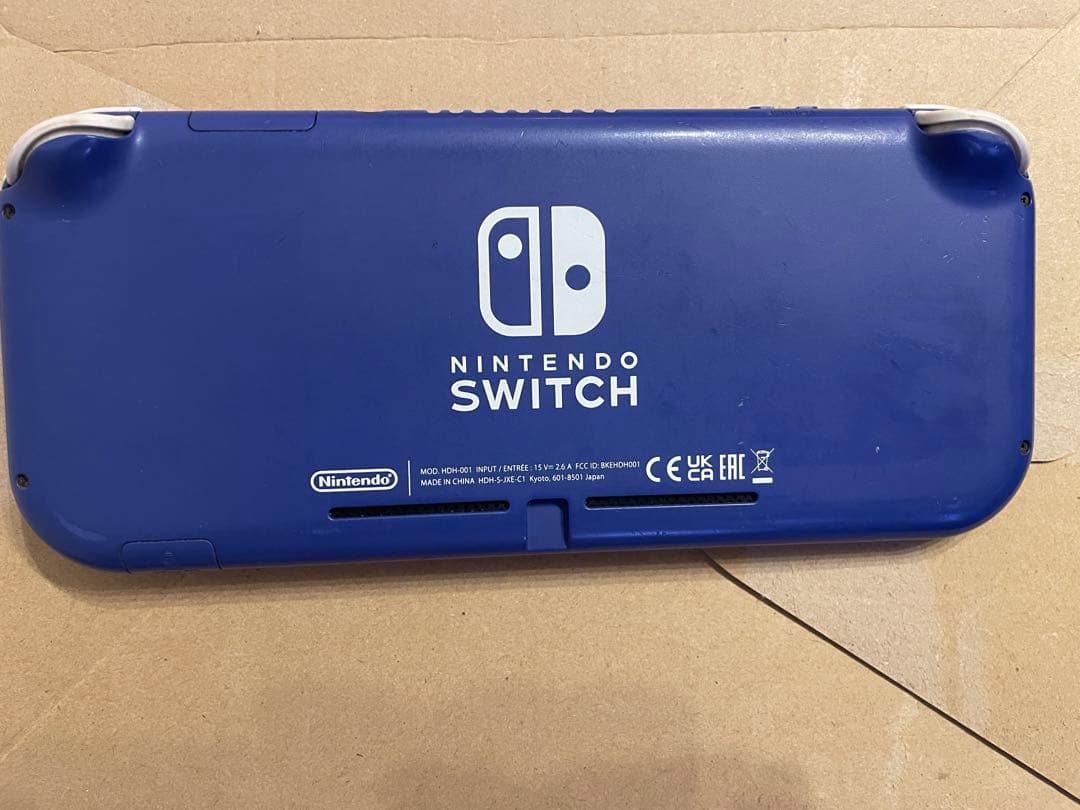 【Nintendo Switchライト】動作確認・本体初期化済/ソフト7本