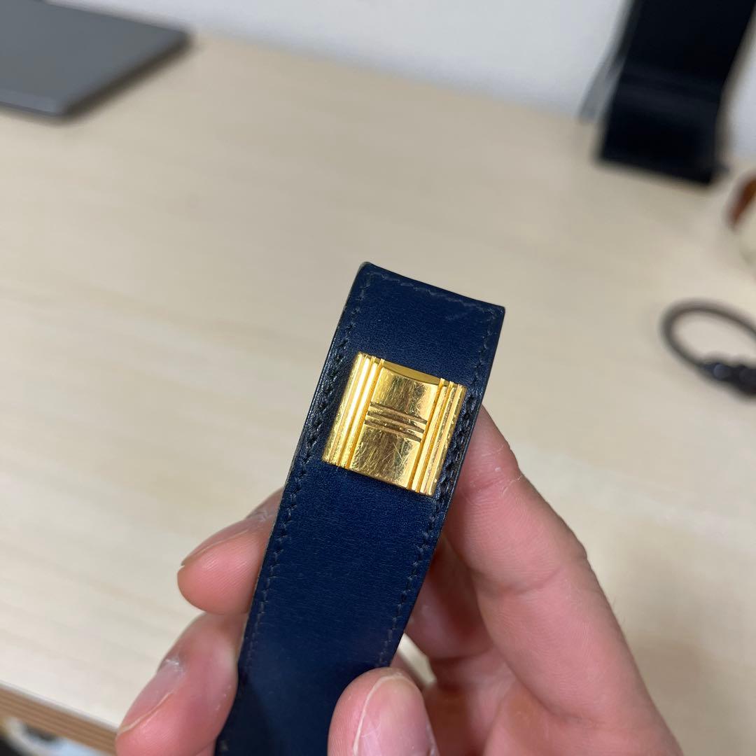 HERMES ネイビー レザー バングル