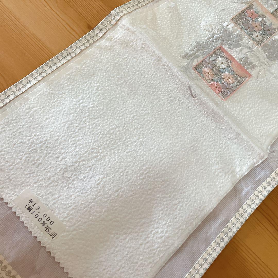 【未使用】刺繍　半衿　正絹　成人式　結婚式　振袖　訪問着　ママ振　絹100%