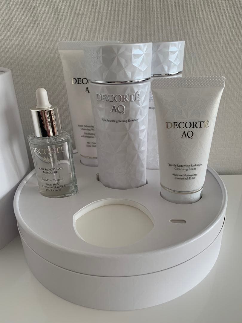 コスメデコルテ　AQ ラディアンスコフレⅡ ブライト　2025 AQブライト