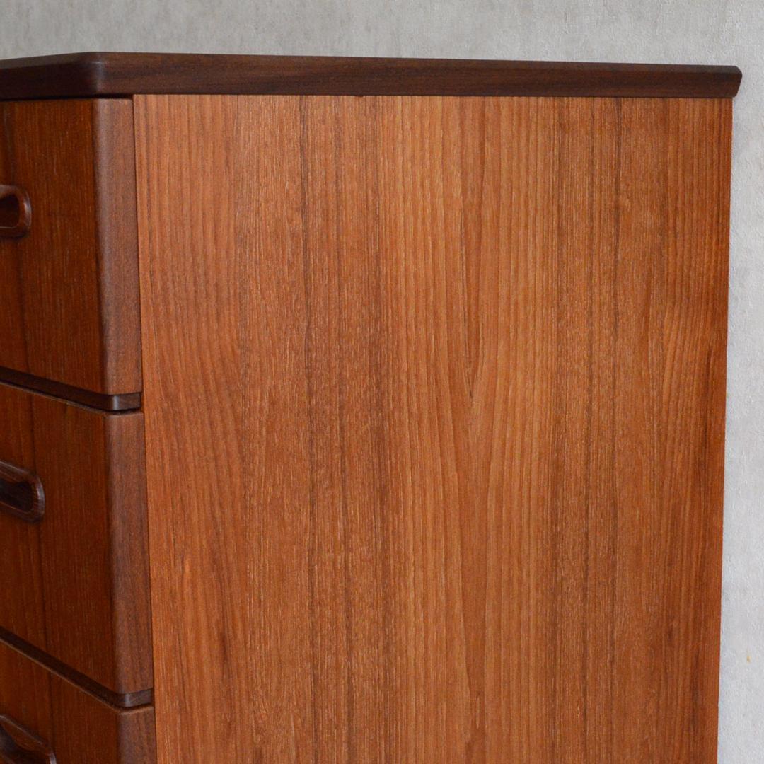 デンマーク 北欧ヴィンテージ チーク４段チェスト 北欧家具 タンス 北欧デザイン