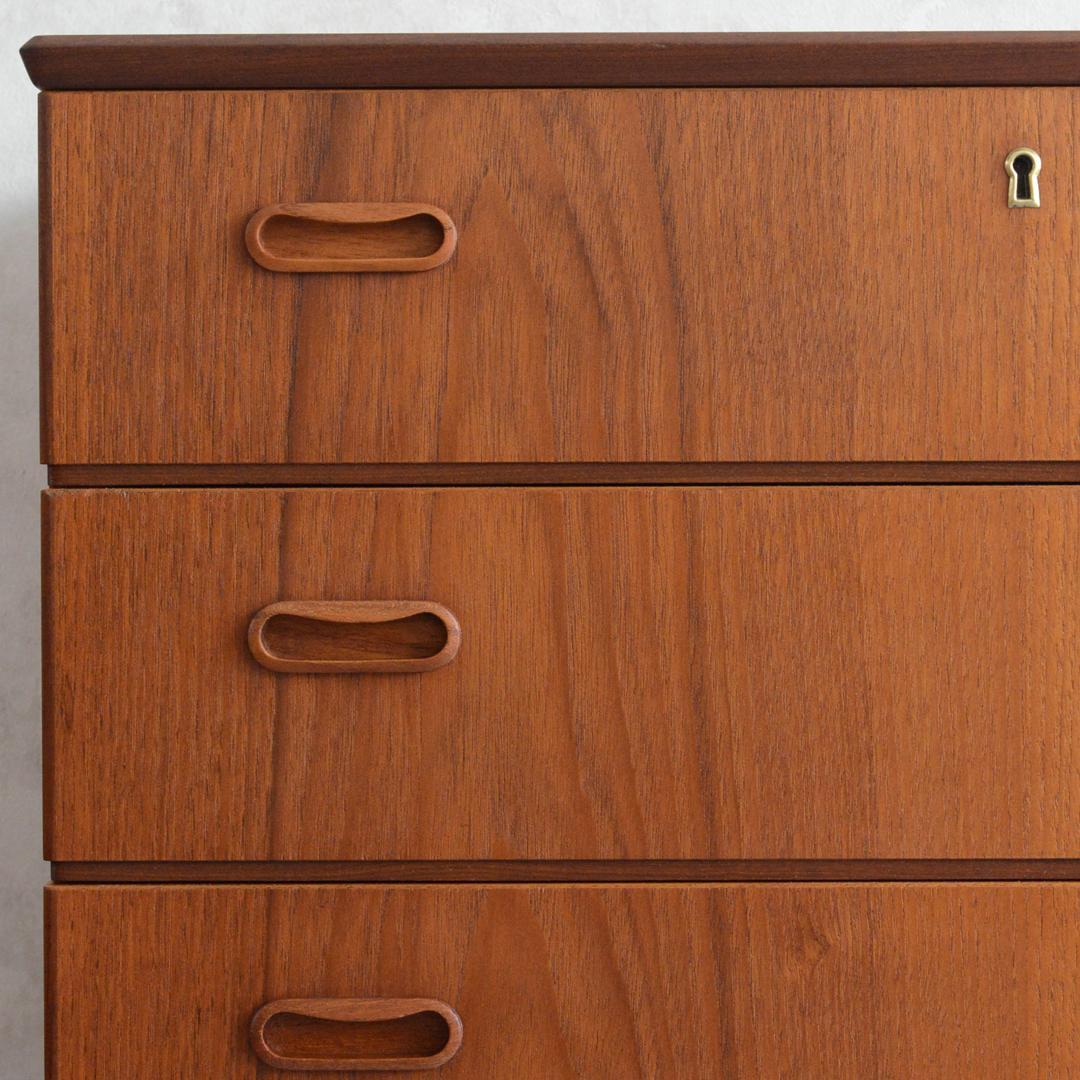 デンマーク 北欧ヴィンテージ チーク４段チェスト 北欧家具 タンス 北欧デザイン