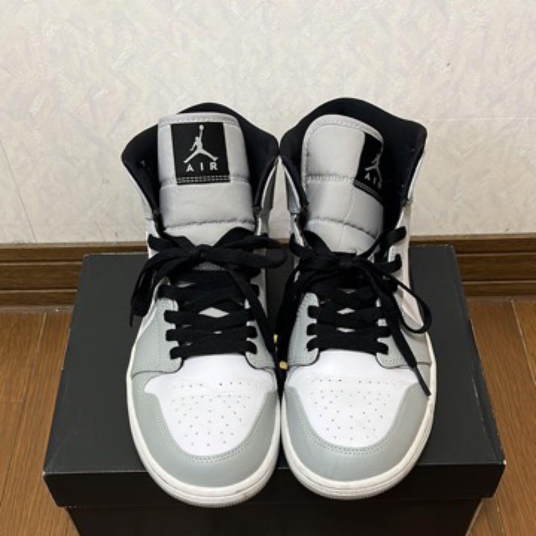 Nike Air Jordan 1 ミッドカット シューズ