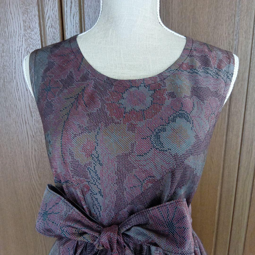 着物リメイク＊本場大島紬　草花柄ワイン＊ノースリーブテント型フレアーワンピース