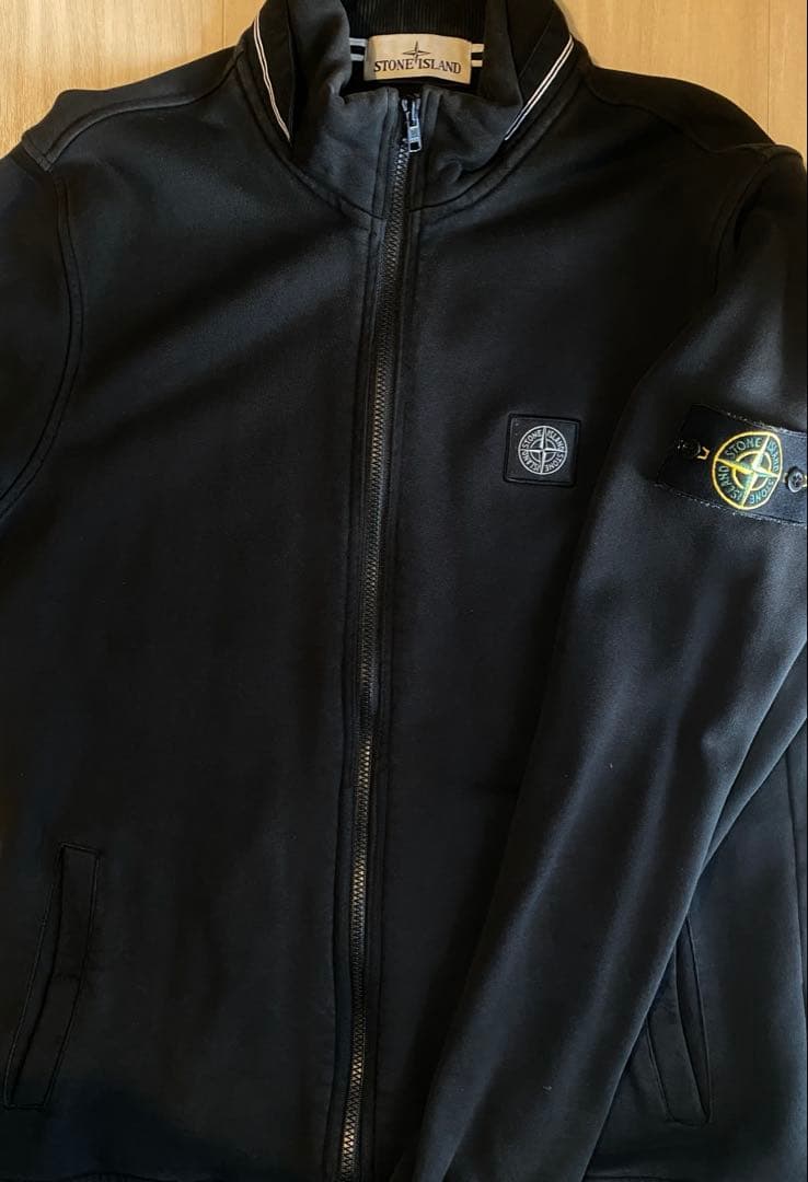 STONE  ブラック ジップアップジャケット