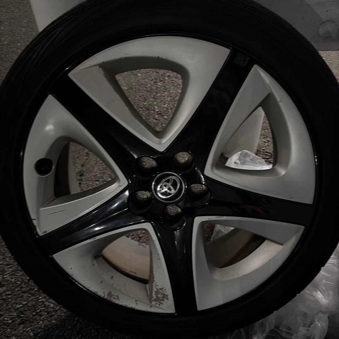 トヨタプリウス50 17インチ ホイールセット ブラック/シルバー ツーリング